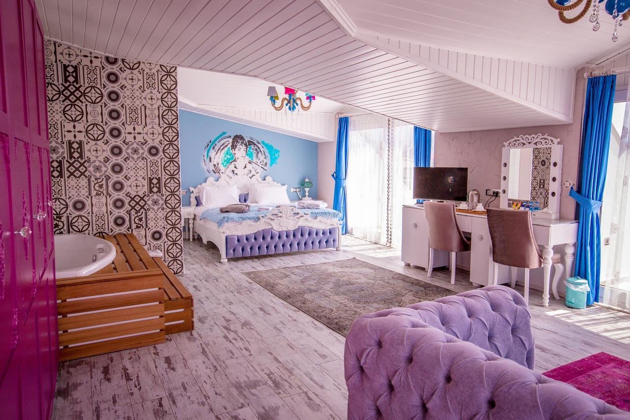 Limnades Hotel Ιζνίκ Εξωτερικό φωτογραφία