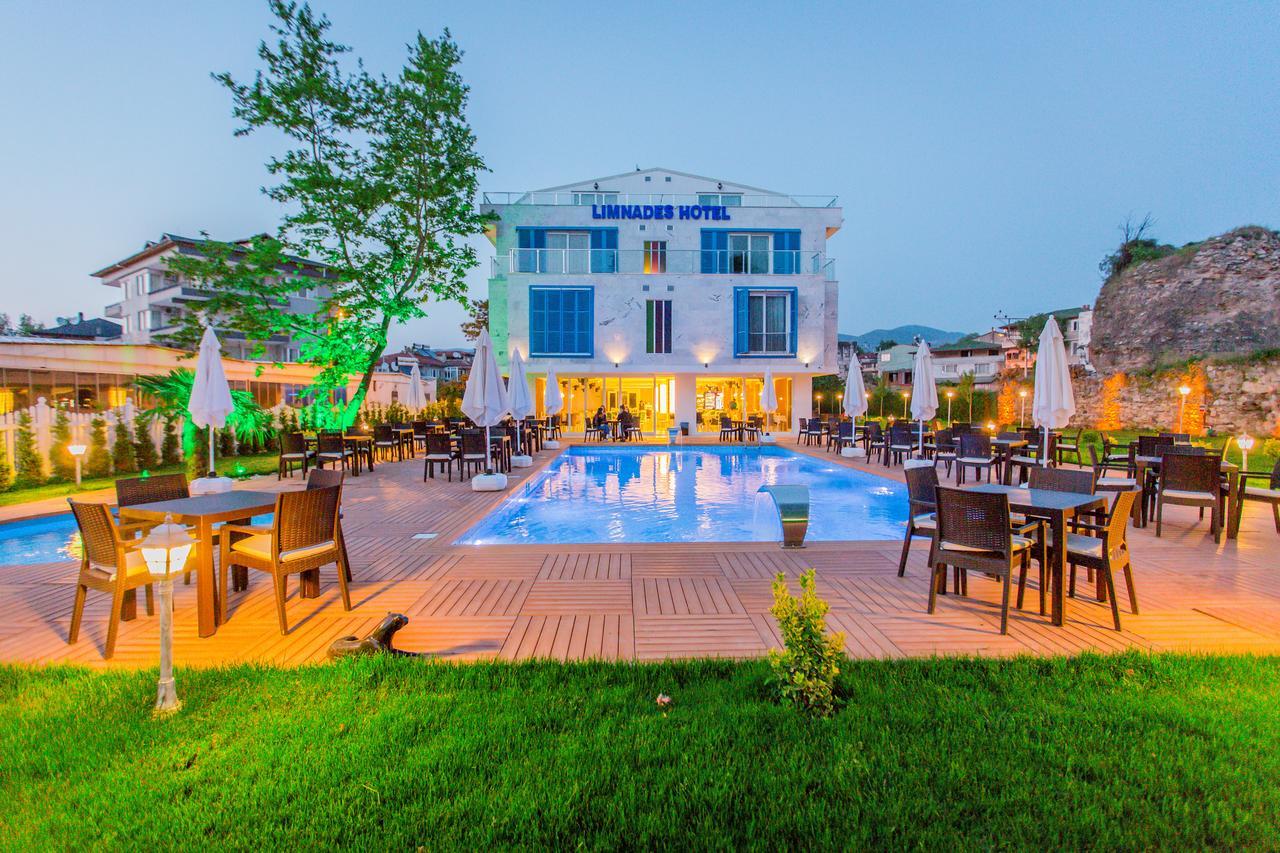 Limnades Hotel Ιζνίκ Εξωτερικό φωτογραφία